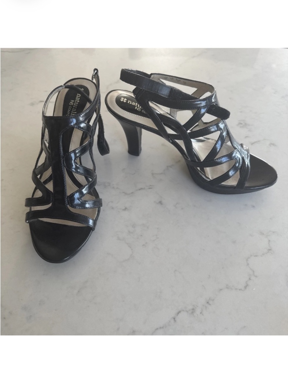 Naturalizer Black Patent Strappy Mid-Heel Sandals N5 Comfort